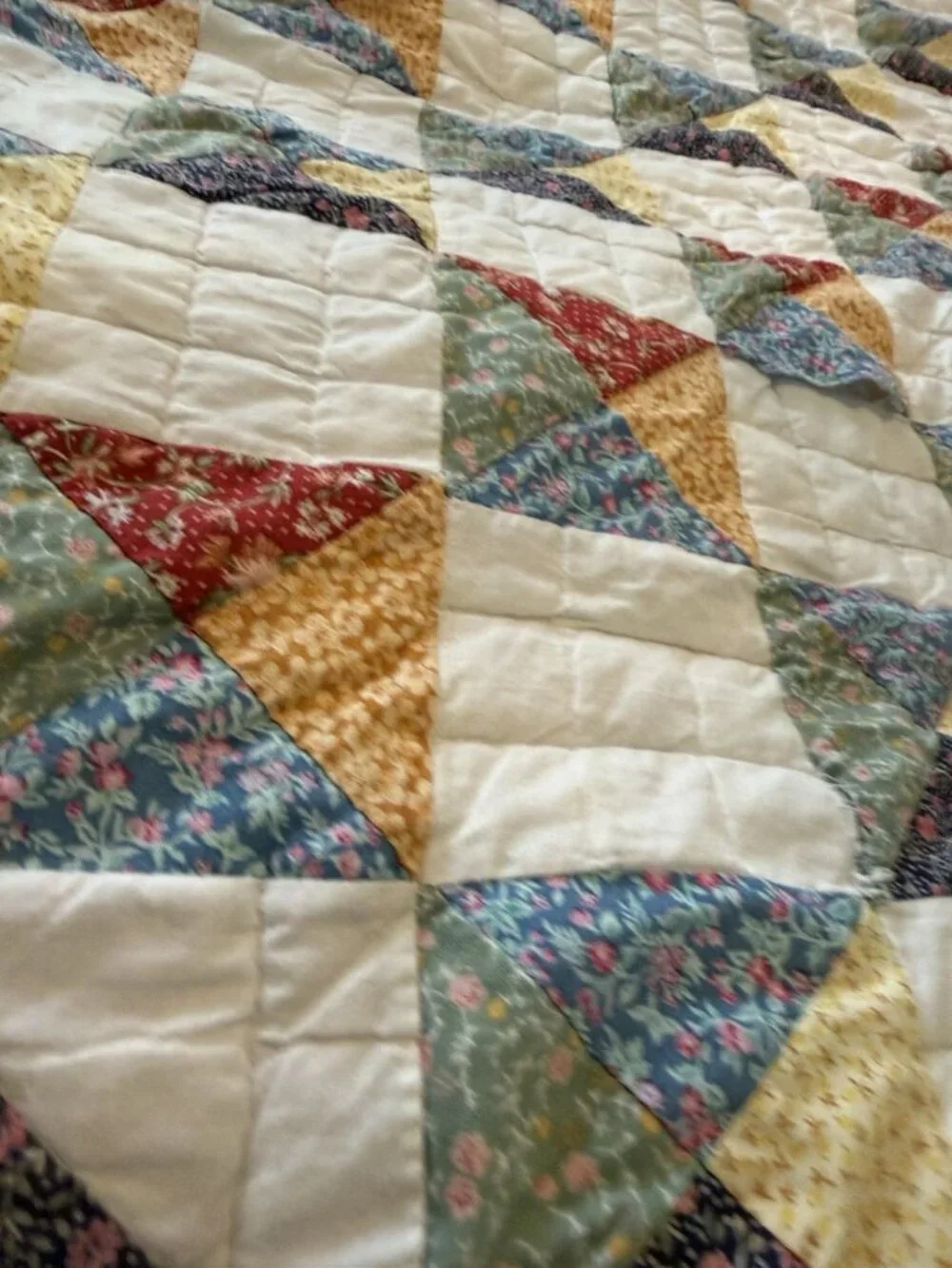 Vtg 80s  Bedspread Machine  Pieced Quilted  Patchwork 86X 88 Quilt  cottage Read